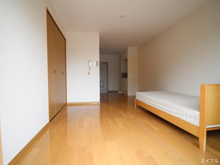 居室・リビング　ベットはございません。