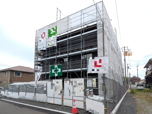 建物外観　建築中