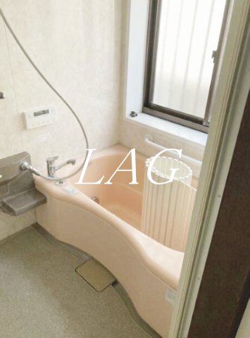 バス・シャワールーム　お風呂です。