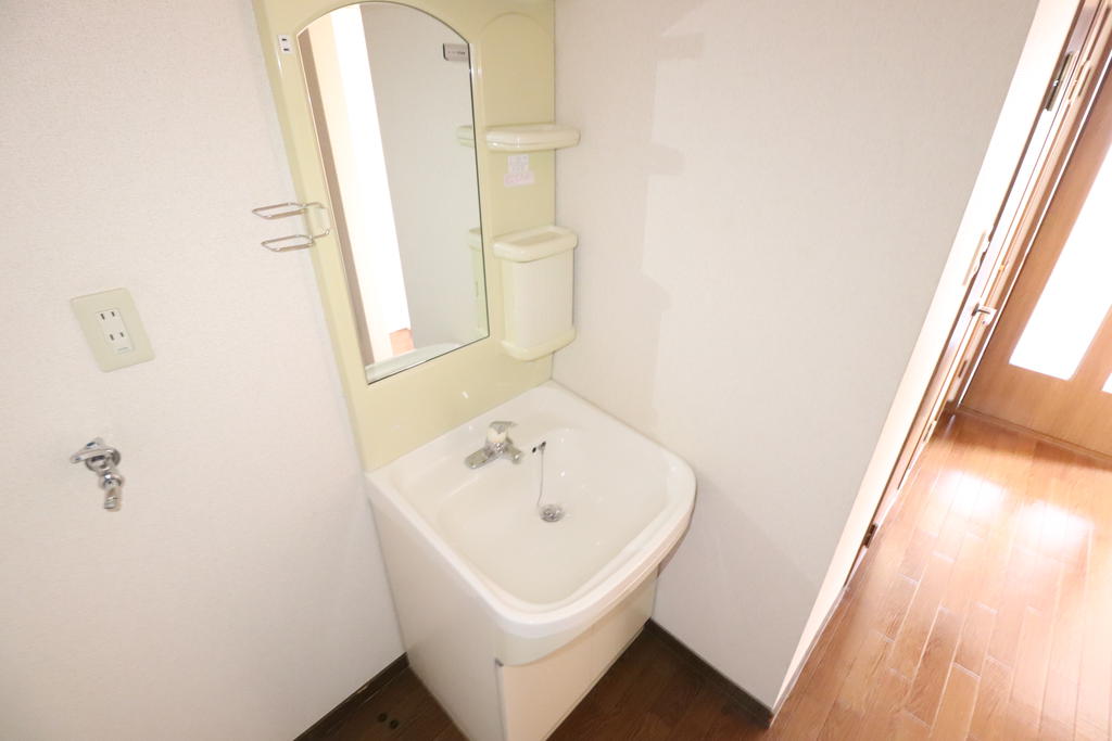 洗面設備　独立洗面台です！