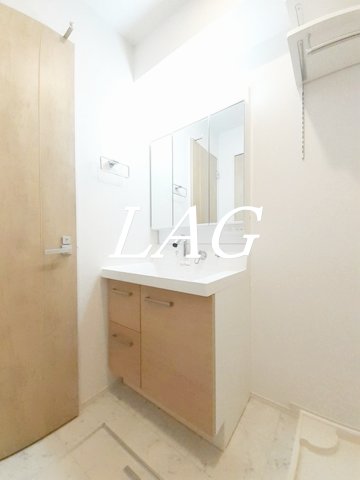 洗面設備　洗面台です。