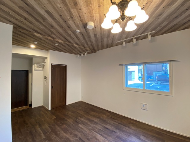 居室・リビング　別部屋参考写真です