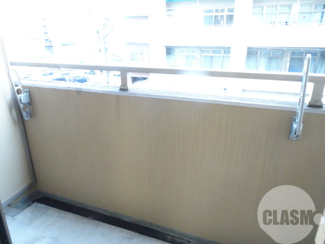 バルコニー　陽当たり良好です♪