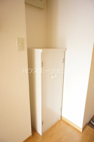 エントランス　シューズボックスです。