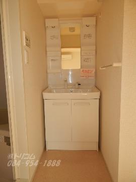 洗面設備　洗髪洗面化粧台