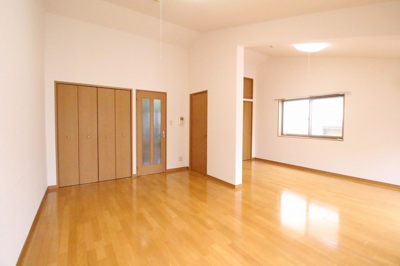 居室・リビング　別室参考写真