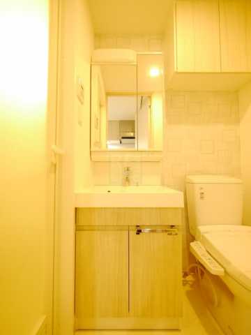 洗面設備　コンフォリア新宿