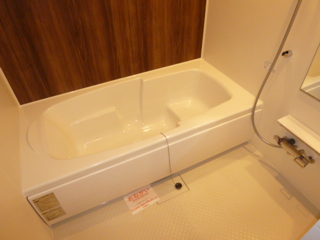 バス・シャワールーム　追い焚きバス