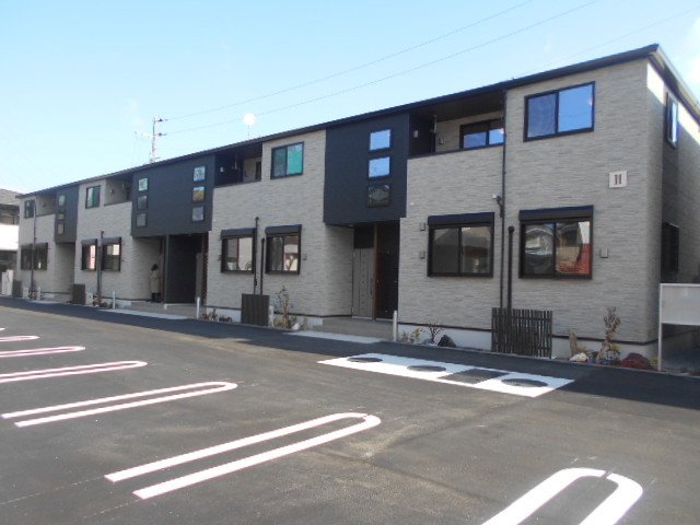 建物外観　落ち着いた雰囲気の外観です