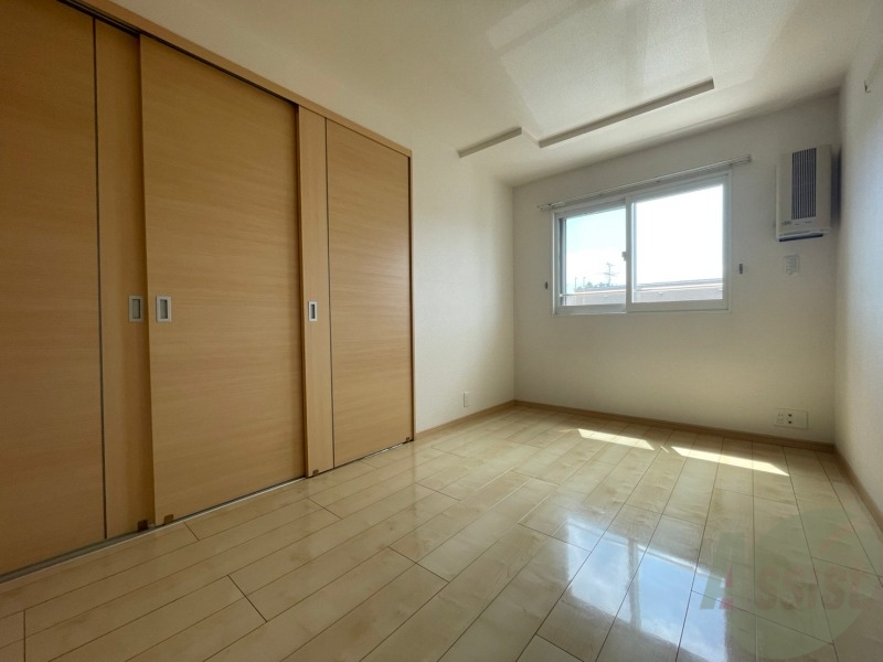 その他部屋・スペース　寝室です。部屋をどう使うかはあなた次第です！