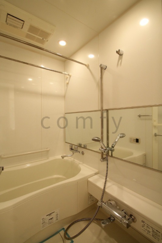 バス・シャワールーム　バス