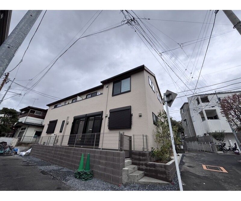 建物外観　外観は落ち着いています