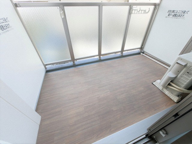 バルコニー　お洗濯にも便利なバルコニー付き