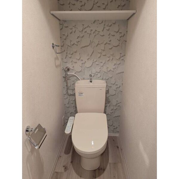 トイレ　トイレもきれいです