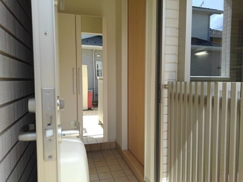 玄関　図面と現状に相違がある場合には現状を優先