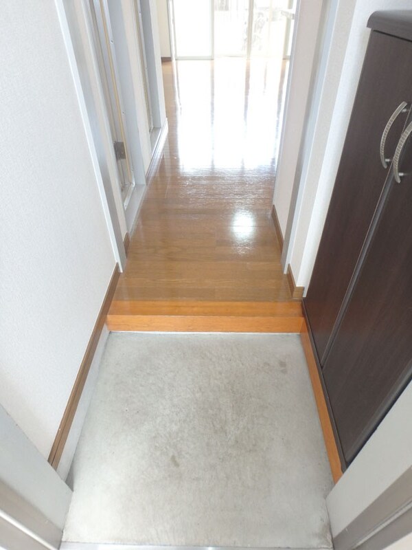 玄関　下駄箱つき！