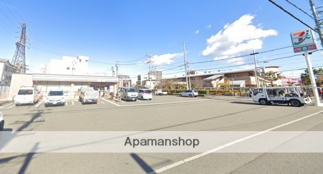 コンビニ　セブン－イレブン守口寺方本通２丁目店（コンビニ）まで444m