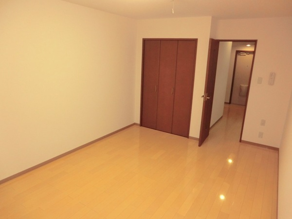 居室・リビング　エアコン付きで初期費用を抑えられます♪