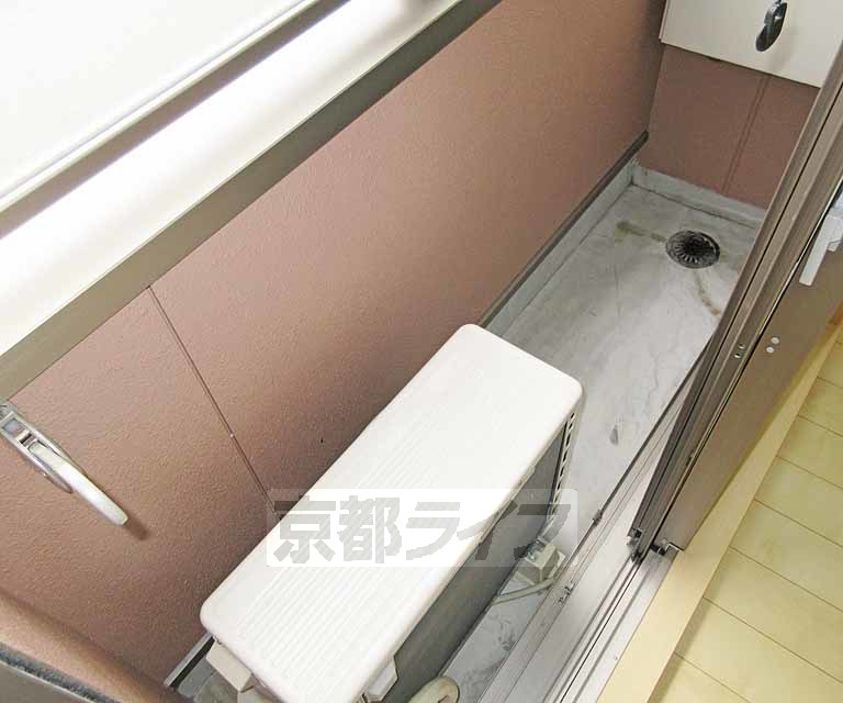 バルコニー　狭いです！