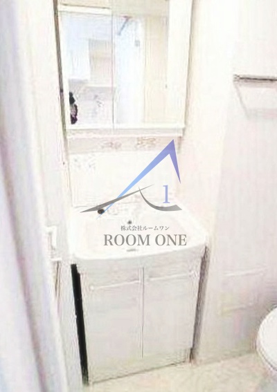 洗面設備　洗面台です。