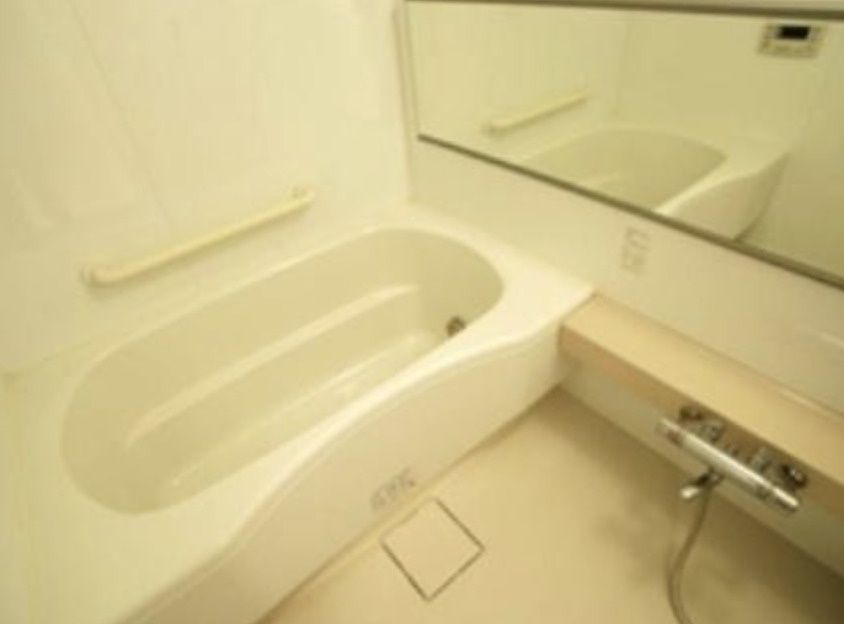 バス・シャワールーム　写真は同タイプ住居です。