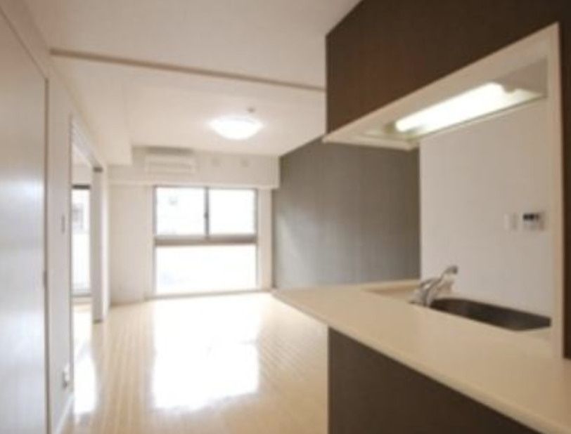 居室・リビング　写真は同タイプ住居です。