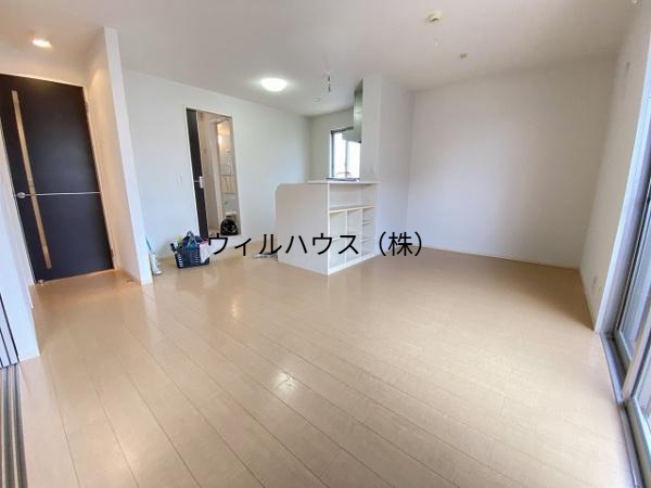 居室・リビング　人気のカウンターキッチン！
