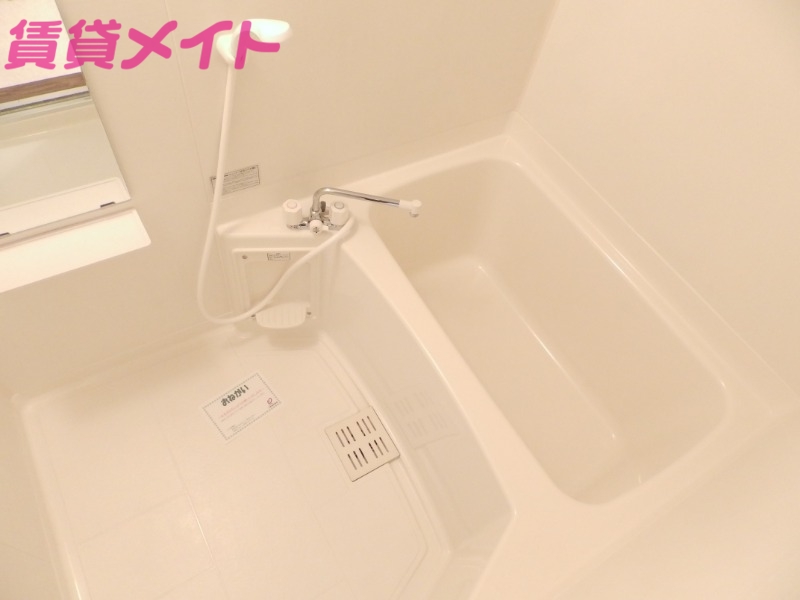 バス・シャワールーム　同型参考写真