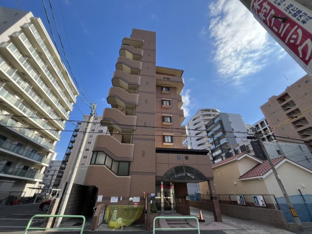 建物外観　セントラルウイング