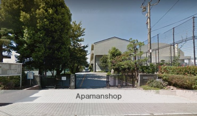 中学校　長後中学校（中学校）まで542m