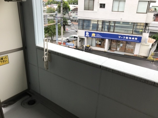 バルコニー　便利で嬉しいバルコニー付きです♪