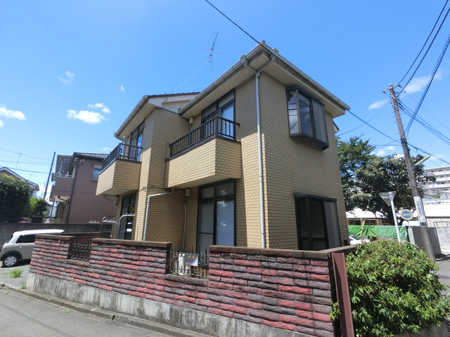 建物外観　閑静な住宅地でゆったりライフスタイルを満喫してください♪