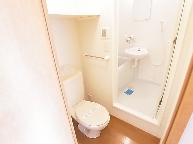 トイレ　別部屋参考写真
