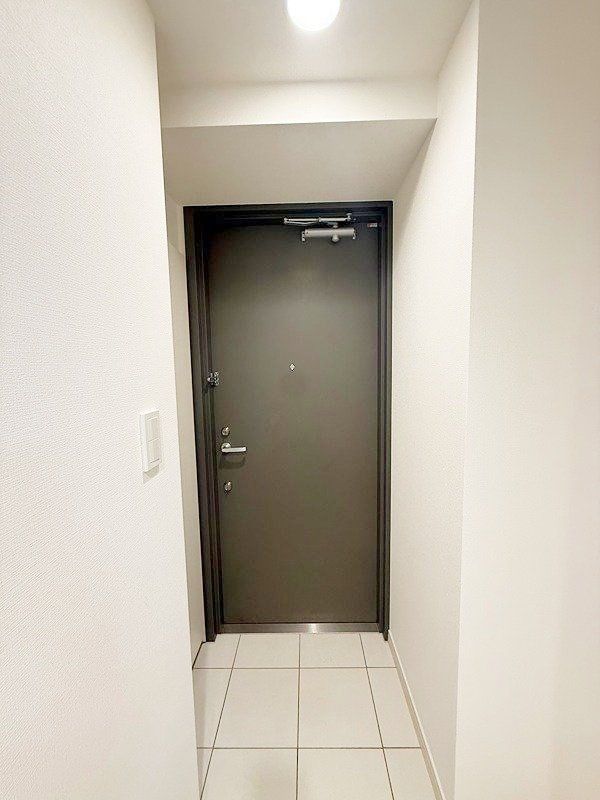 玄関　物件画像