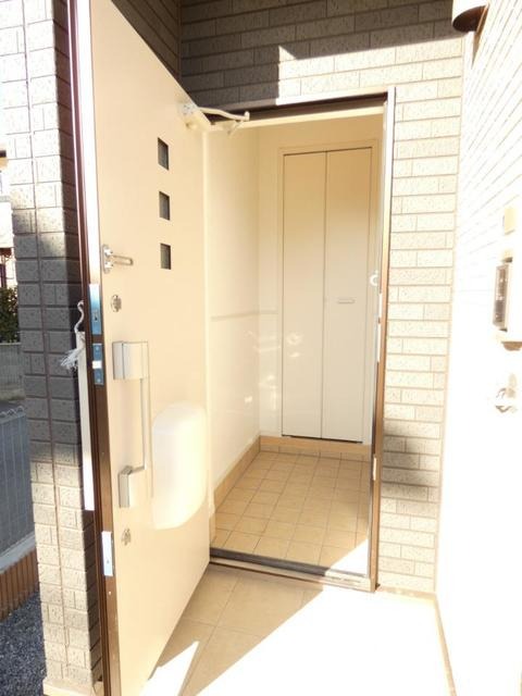 玄関　図面と現状に相違がある場合には現状を優先