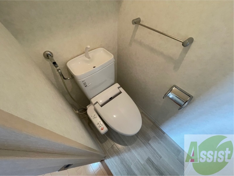 トイレ　トイレです。ウォシュレット付を探している方、おすすめです。