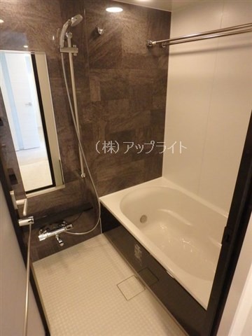 バス・シャワールーム　追炊き＆浴室乾燥機付き