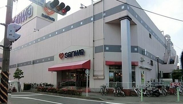 スーパー　スーパー三和麻溝店（スーパー）まで400m