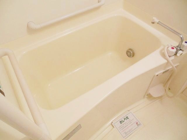 バス・シャワールーム　★浴槽です★