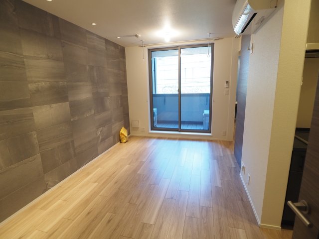 居室・リビング　※別部屋参考写真