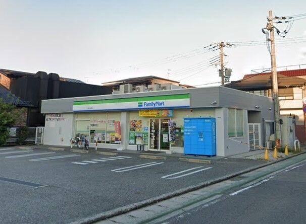 コンビニ　ファミリーマート西宮大屋町店（コンビニ）まで418m