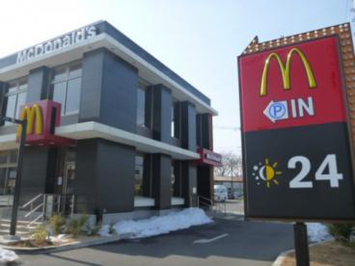 飲食店　マクドナルド東大和清水店（飲食店）まで721m