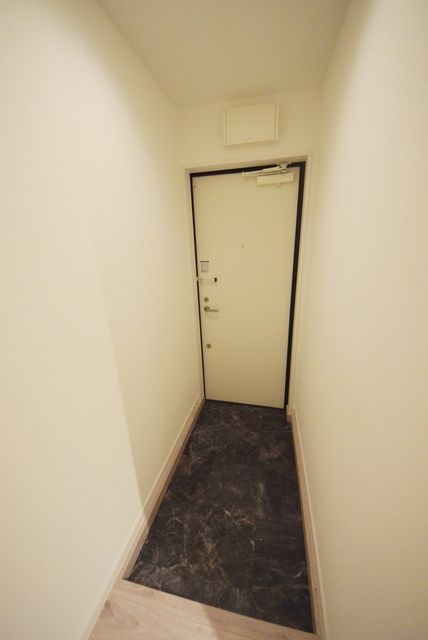 玄関　2階の写真となります。