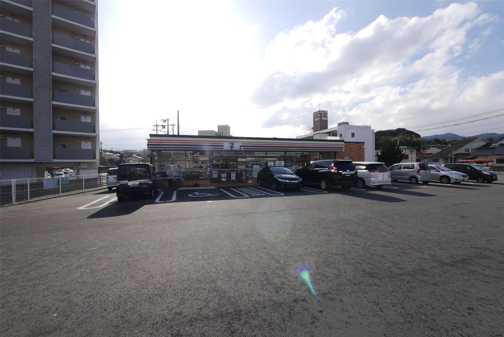 コンビニ　セブンイレブン岡垣海老津店（コンビニ）まで610m