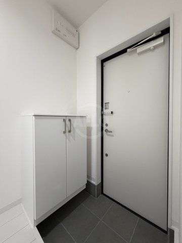 玄関　EIJU加島A　玄関
