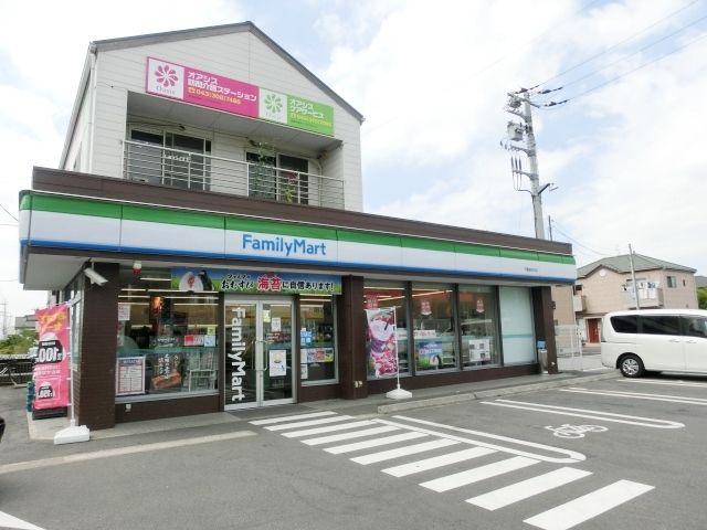 コンビニ　ファミリーマート千葉御成台店（コンビニ）まで100m