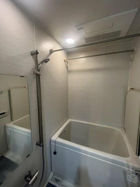 バス・シャワールーム　別タイプ部屋　参考写真です