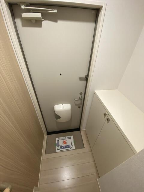 玄関　?