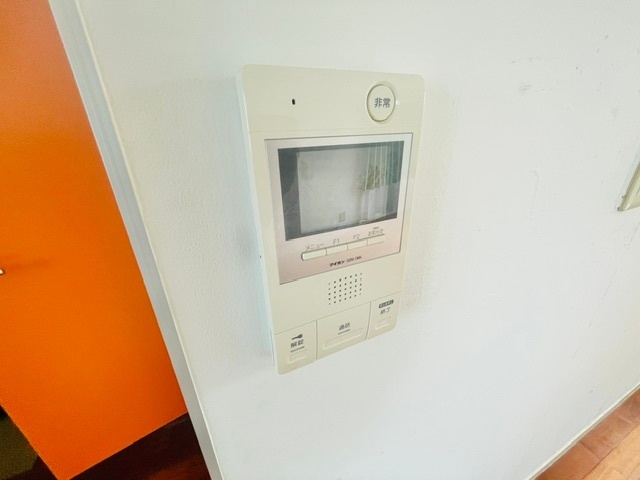 セキュリティ　モニター付きインターホン