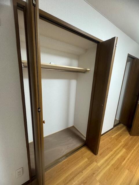 収納　?
